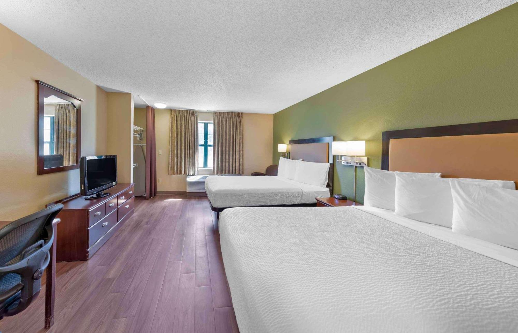 เอ็กซ์เทนด์ สเตย์ อเมริกา แจ็คสันวิลล์ เบย์เมดโดวส์ Hotel แจ็กสันวิลล์ ภายนอก รูปภาพ